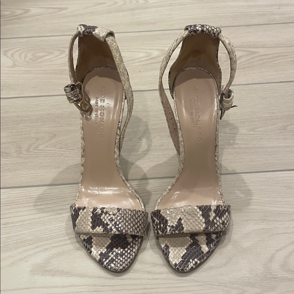 Club Monaco made in Italy Vera Cuioi High Heels 37 7 Snakeskin Beige Brown